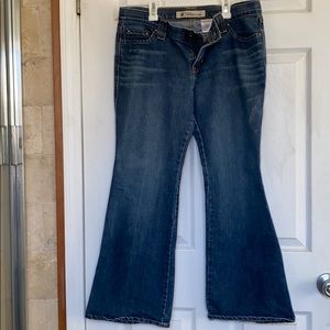 Distressed GAP flare leg jeans size 12ankle